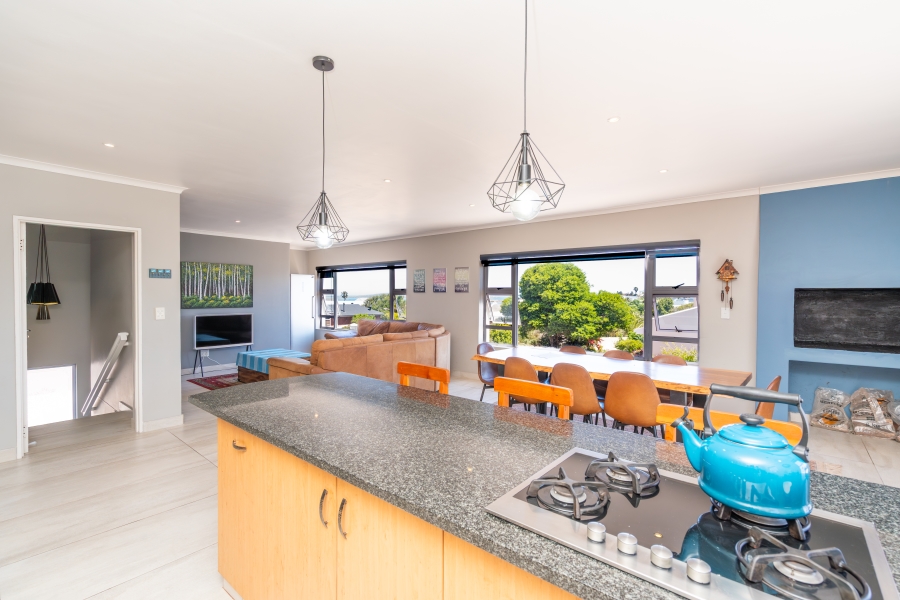 4 Bedroom Property for Sale in Myburgh Park Western Cape